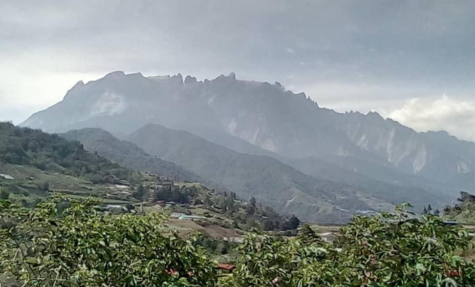 Dongorit Cabin House 1 Kundasang ภายนอก รูปภาพ